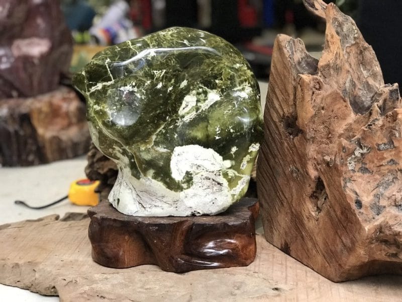 gửi đá phong thủy đi Đức