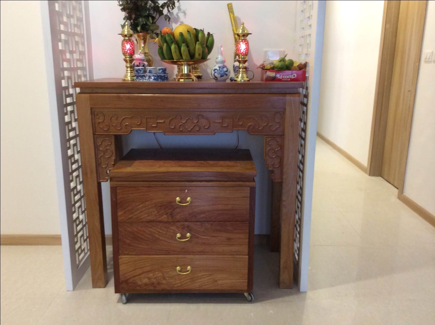 gui thu tho di cong hoa sec 2 - Dịch vụ gửi tủ thờ đi Cộng Hòa Séc an toàn, nhanh chóng