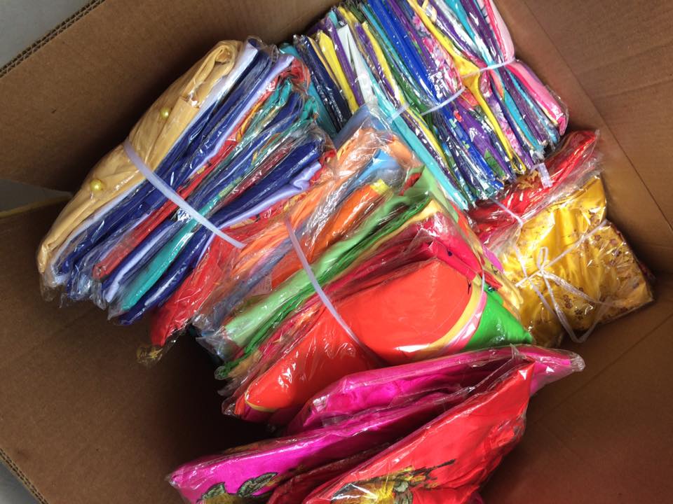 Gửi quần áo giày dép đi Pháp