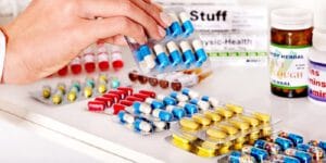 gui thuoc tay di my 2 1 - Gửi thuốc tây đi Mỹ an toàn, nhanh chóng, giá cả cực ưu đãi