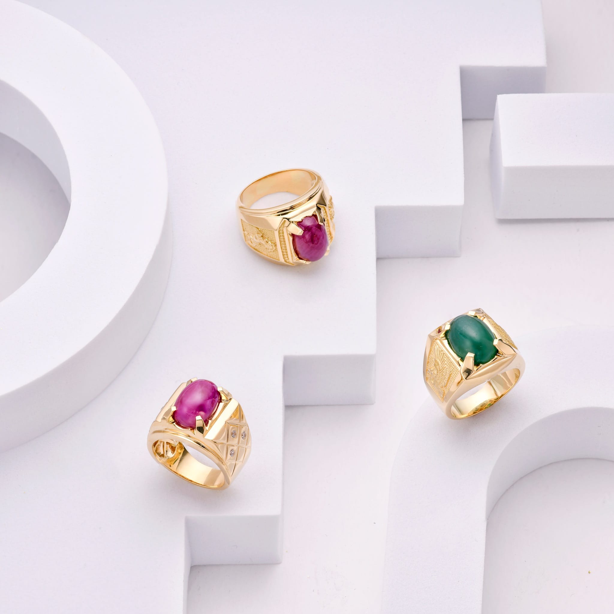 gui trang suc di my 2 - Dịch vụ gửi trang sức đi Mỹ giá rẻ tại Alpha Express