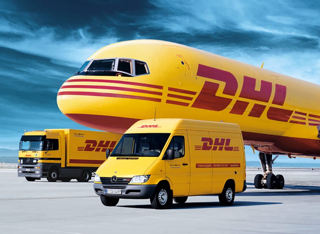 Ưu điểm và nhược điểm của Fedex và DHL