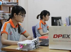 Công ty vận chuyển hàng không