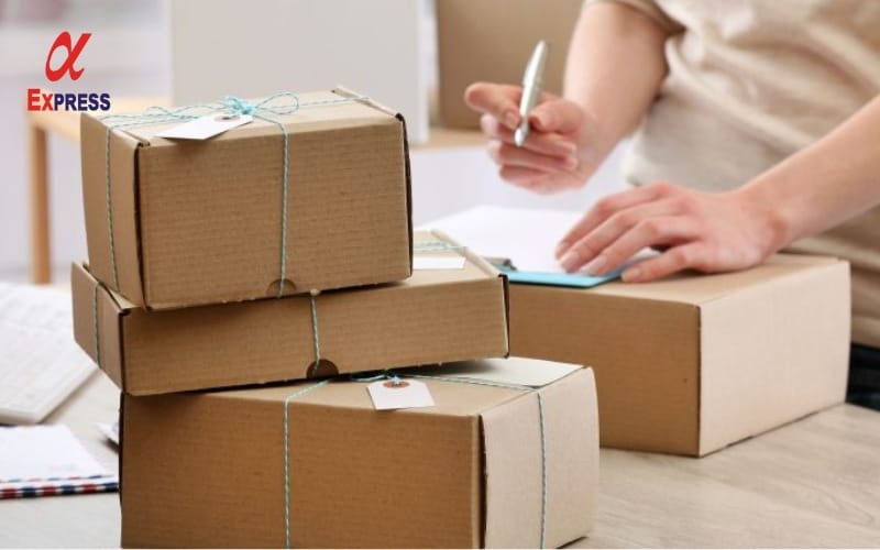 Overweight la gi 1 - Overweight là gì? Giải đáp mọi thắc mắc về phụ phí hàng nặng