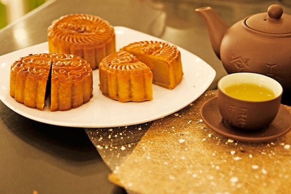 Gửi Quà Trung Thu Đi Từ Việt Nam Ra Nước Ngoài – Gắn Kết Yêu Thương Xa Xôi